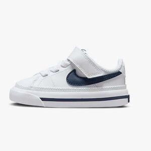Nike Court Classics boys 8C NIB